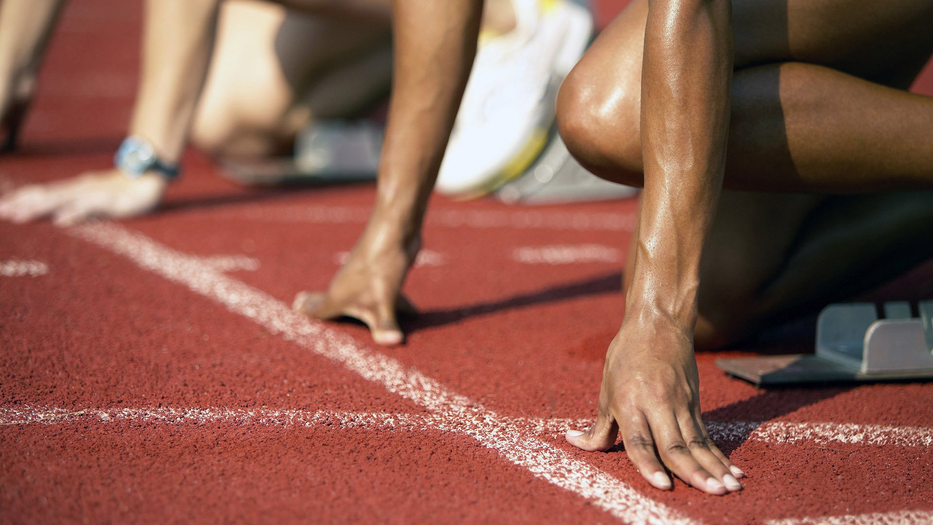 100米自划频提升如何影响速度?